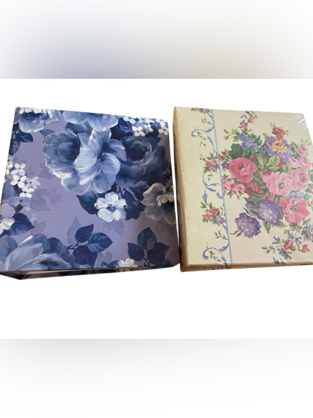 Floral Decorative NWT beautiful floral photo albums.